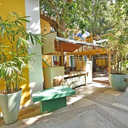 Hotel Villa Des Gouverneurs Pondicherry Bagian luar foto