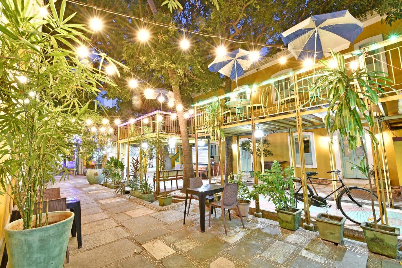 Hotel Villa Des Gouverneurs Pondicherry Bagian luar foto