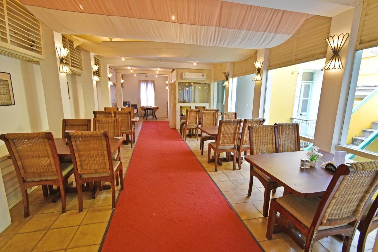 Hotel Villa Des Gouverneurs Pondicherry Bagian luar foto